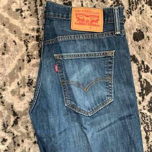 Levi’s 527 jeans. 30W 32L darker wash